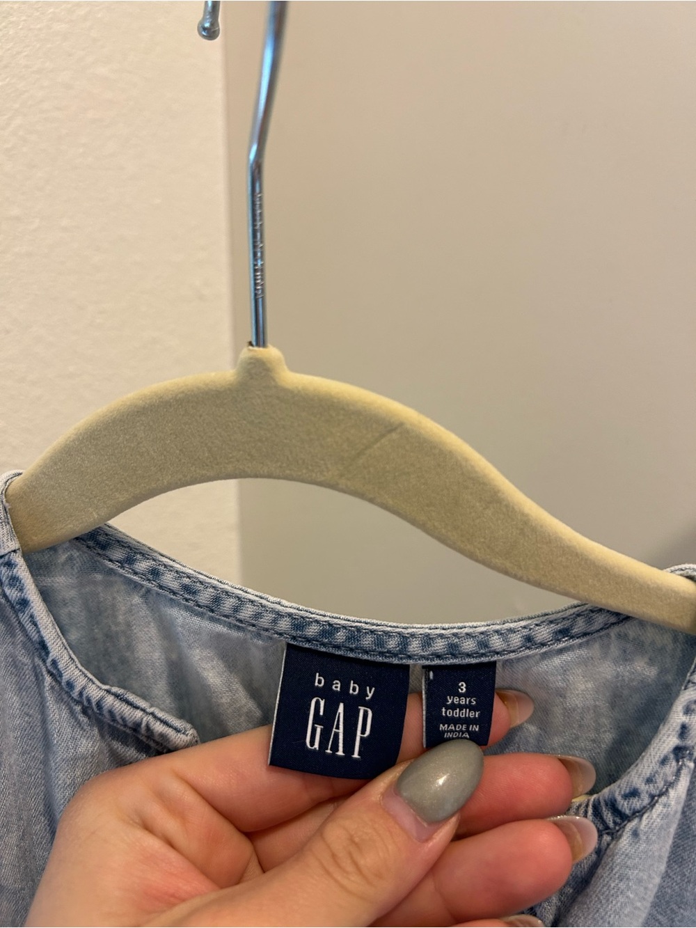 Gap Kids Toddler Tiered Denim Dress with Washwell size 3T - Picture 3 of 5